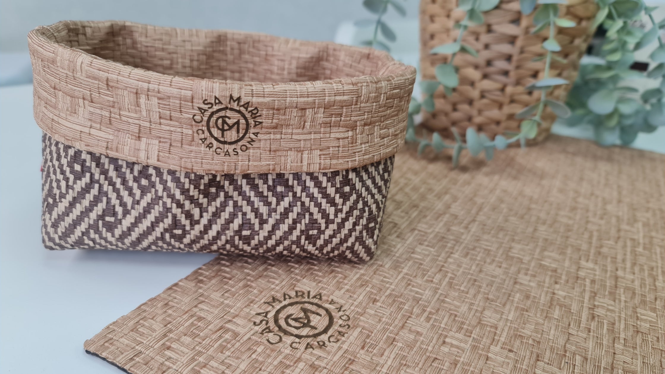 Personnalisation complète de nos produits selon les besoins spécifiques de votre établissement.