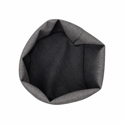 Panière en similicuir imperméable, facile à nettoyer, idéale pour un usage quotidien.