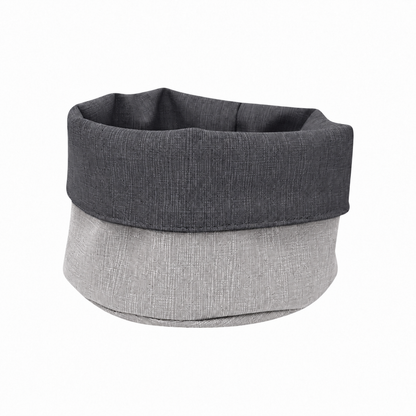 Panière en similicuir imperméable, facile à nettoyer, idéale pour un usage quotidien.