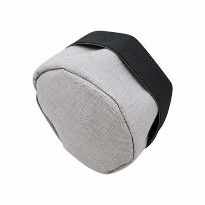 Panière en similicuir imperméable, facile à nettoyer, idéale pour un usage quotidien.