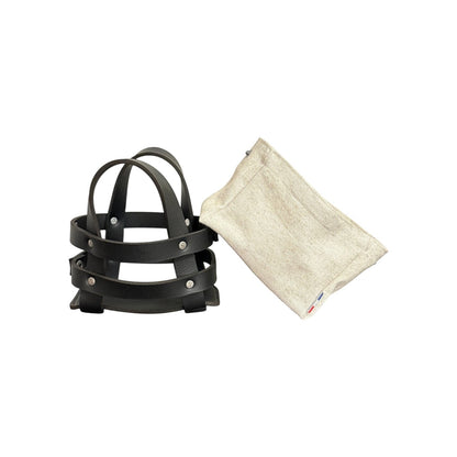 Panière en similicuir imperméable et tissu, facile à nettoyer, idéale pour un usage quotidien.